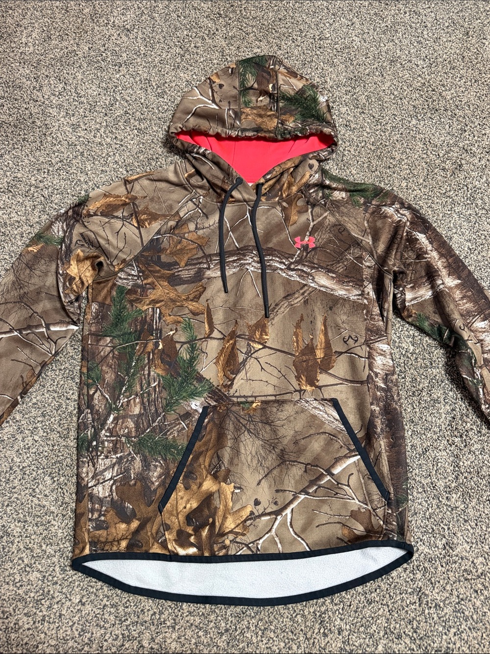 Under Armour Women’s Realtree Camo Hoodie with Red Lining